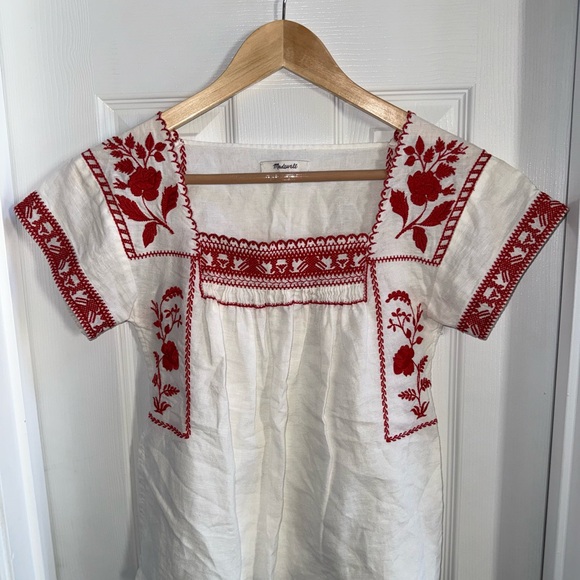 Madewell Tops - Madewell White Top XXS Red Embroidery Square Neck Short Sleeve Boho Flowy Chic